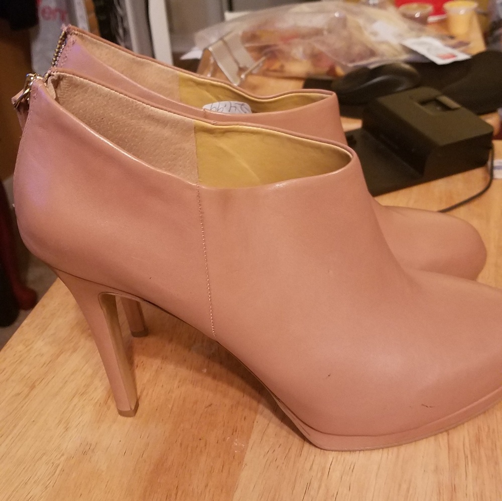Nine West Tan Bootie